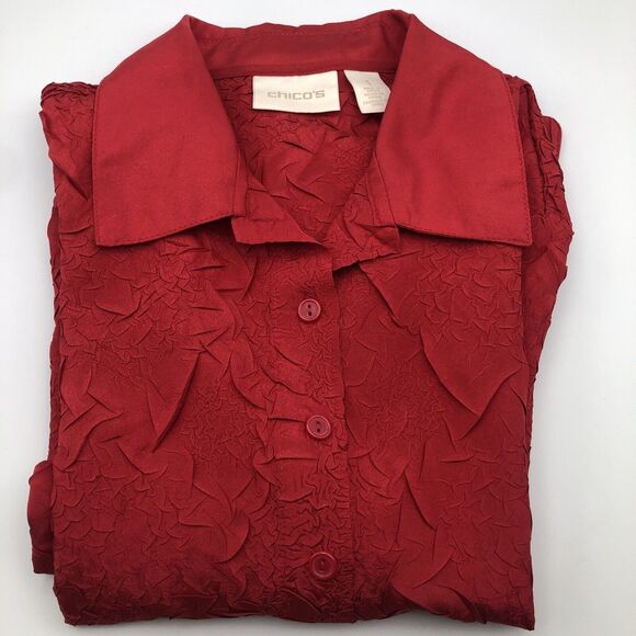 Chico's Textured Fabric Long Sleeve Button Up Blouse Red Size 1/8 Smart Casual - Picture 6 of 11